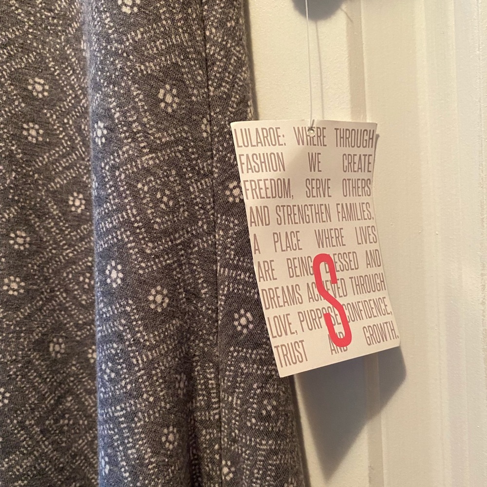 LuLaRoe Perfect T